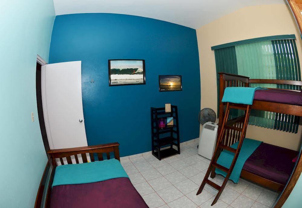 Bed and Breakfast Wssm Surf House Aguadilla Zewnętrze zdjęcie